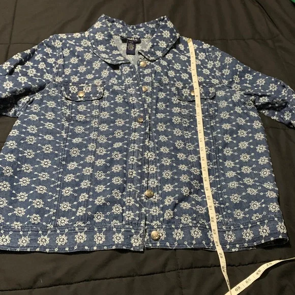 Denim&Co ~ Blue and White Patterned Jacket (XL) - Picture 7 of 14